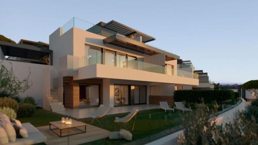 Villa pareada de 3 dormitorios con ubicación excepcional en Estepona desde 714.000€, 173 mt2, 3 habitaciones
