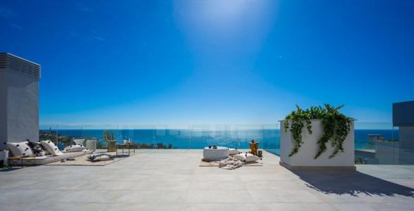 Vive junto al mar en este espectacular ático de 4 dormitorios con solarium desde 963.000€+IVA, 157 mt2, 4 habitaciones