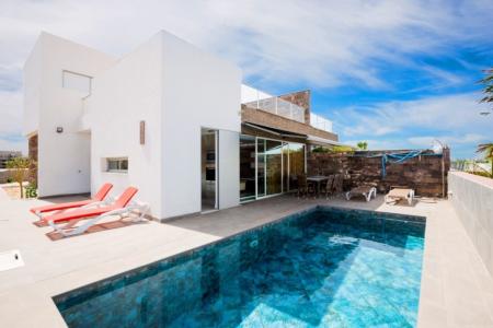 Fantástica Villa en Playa del Duque, 500 mt2, 5 habitaciones
