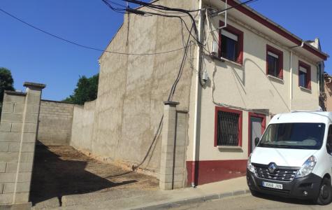 ESTUPENDA CASA en VALDEVIMBRE, 142 mt2, 4 habitaciones