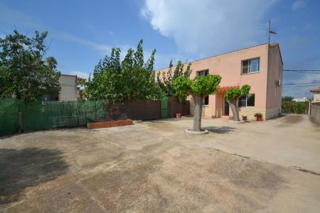 Casa con 5 dormitorios cerca del río Ebro en Deltebre, 88 mt2, 5 habitaciones