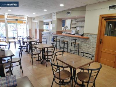 Bar / Local Comercial en venta y alquiler en zona El Carmen de Manises, 114 mt2