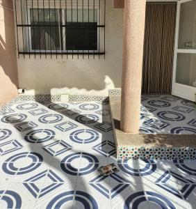 ¡¡Estupendo Dúplex en Alquiler de 3 dormitorios, patio, terraza, balcón y porche en Los Alcázares!, 72 mt2, 3 habitaciones