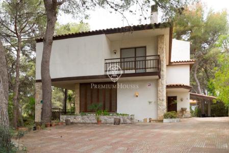 Casa con terreno en La Mora, Tarragona, 320 mt2, 6 habitaciones
