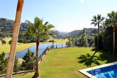 Impresive Luxury Frontline Golf Villa in Los Arqueros, 1600 mt2, 7 habitaciones