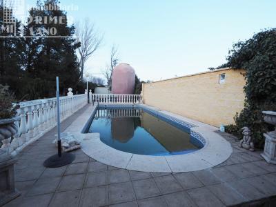 Se vende parcela en la Alavesa con piscina luz y agua, 1650 mt2