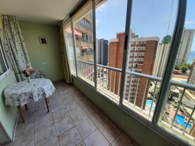 Apartamento para entrar a vivir en  Benidorm ( zona de Levante) www.inmobiliarialesdunes.com, 60 mt2, 1 habitaciones