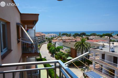 Apartamento con vistas al mar en venta en Cambrils  REF. 2056, 67 mt2, 2 habitaciones
