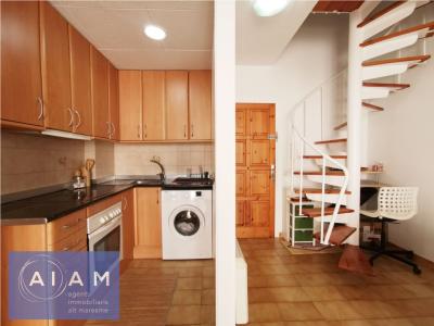 Piso dúplex  en venta en Calella de 1 dormitorio en zona turística ideal 2ª residencia e inversión, 53 mt2, 1 habitaciones