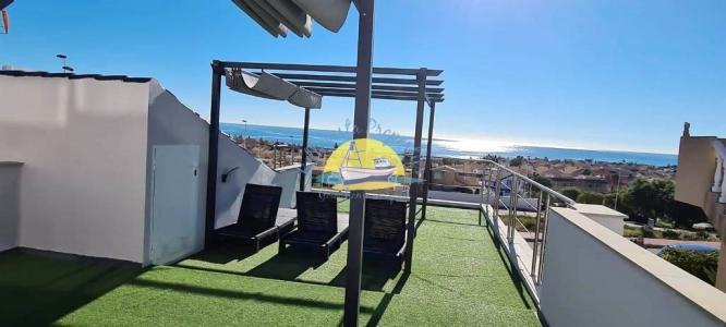 IMPRESIONANTE CHALET COMO NUEVO CON VISTAS AL MAR !, 85 mt2, 3 habitaciones