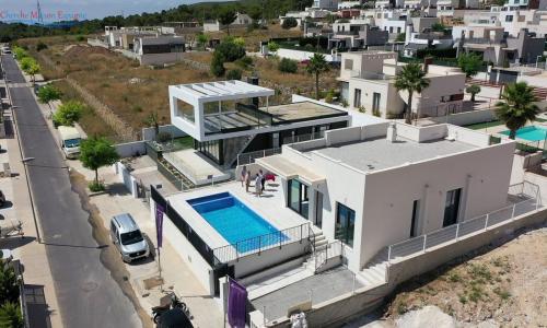 VILLAS DE OBRA NUEVA EN UN NIVEL EN POLOP!!!, 100 mt2, 3 habitaciones