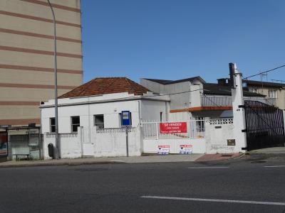 Casa / Chalet pareado en Venta en Avenida do Aeroporto, Vigo, 674 mt2, 8 habitaciones