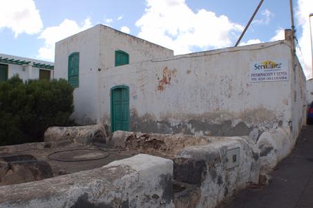 En San Bartolomé de Lanzarote se encuentra esta casa declarada Bien Patrimonial con grado dos. No dude en contactarnos para más detalles e información, 318 mt2, 3 habitaciones