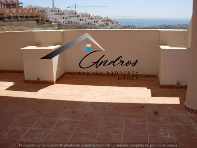 Se vende el piso de tres dormitorios, situado en Doña Julia, Casares., 98 mt2, 3 habitaciones