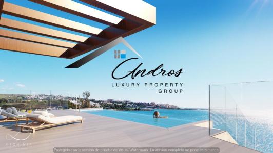 Apartamento dúplex  de  lujo  frente  al  mar con  piscina  privada en  Estepona, 244 mt2, 2 habitaciones