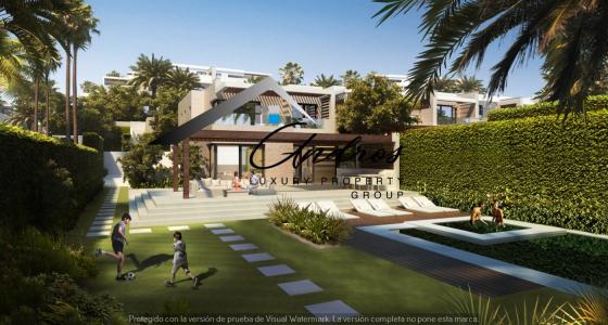 Villa  moderna  en  primera  línea de la playa  en  venta en  Estepona., 368 mt2, 4 habitaciones