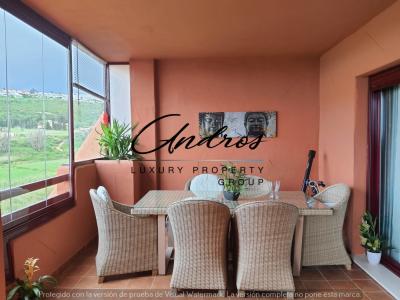 Apartamento  con   vistas  al  mar a  amplia  terraza,   en  venta  en Los Hidalgos, (Manilva), Mála, 129 mt2, 2 habitaciones