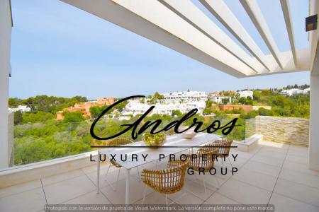 Nuevo apartamento vanguardista de 2 dormitorios,gran solárium, a 5 minutos de la playa en Marbella, 110 mt2, 2 habitaciones