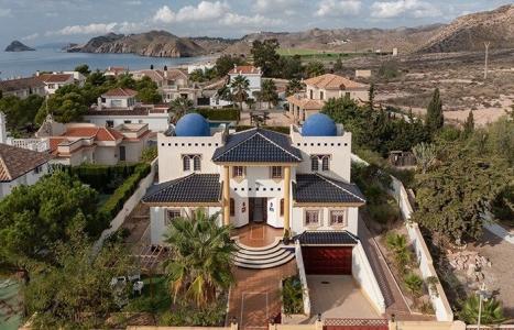 Magnifica Villa arquitectonica en playa de Calabardina, 500 mt2, 7 habitaciones