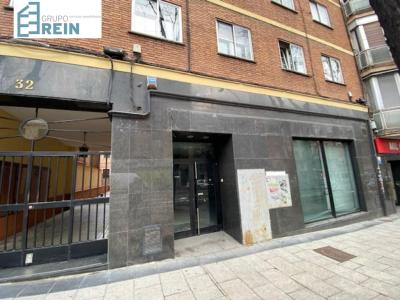 local comercial en Paseo Extremadura, zona Puerta del Angel, 286 mt2