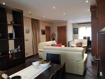 Urbis te ofrece una casa en venta en Ciudad Rodrigo, Salamanca., 178 mt2, 5 habitaciones