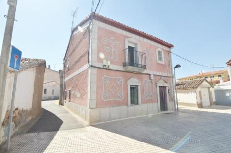 Urbis te ofrece una casa en venta en Doñinos de Salamanca, Salamanca., 142 mt2, 4 habitaciones