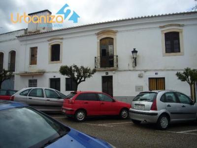 Local en venta y casa en venta en Olivenza, 140 mt2, 4 habitaciones