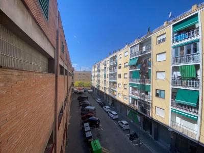 BONITO PISO, 77 mt2, 4 habitaciones