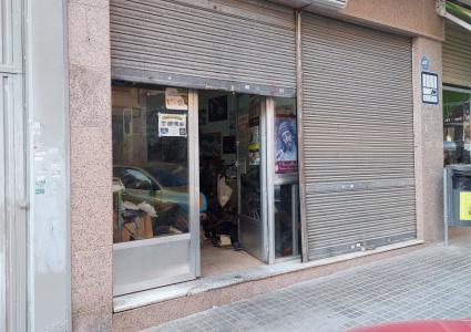 Se vende local comercial en zona Alarico