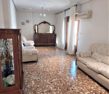 Se vende piso en Elche, 150 mt2, 4 habitaciones