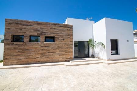 CHALET A ESTRENAR EN PLAYA DE LA BARROSA, 150 mt2, 3 habitaciones