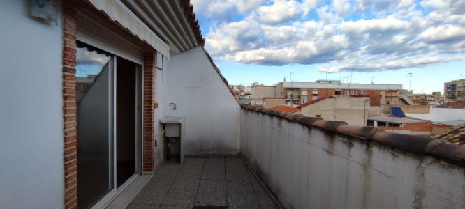 Piso con terraza en Alzira, 94 mt2, 3 habitaciones