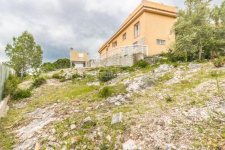 Chalet en Urbanización Monte Júcar en Alberic, 212 mt2, 3 habitaciones