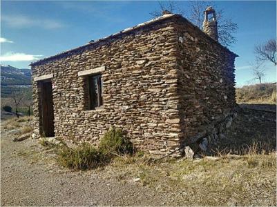 Terreno de regadío en Sierra Nevada con Cortijo de Aperos, 40 mt2