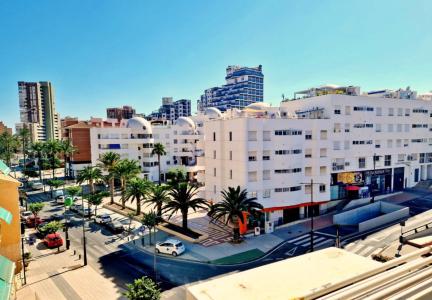 Soleado dúplex en segunda linea de playa en  El Campello. Alicante, 131 mt2, 4 habitaciones