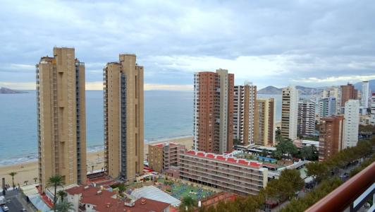 Bonito apartamento con vistas espectaculares en Coblanca a un paso de playa Levante., 60 mt2, 1 habitaciones