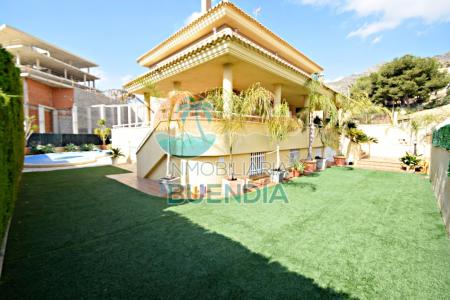 PRECIOSO CHALET JUNTO A LAS PLAYAS DE BOLNUEVO, 510 mt2, 5 habitaciones