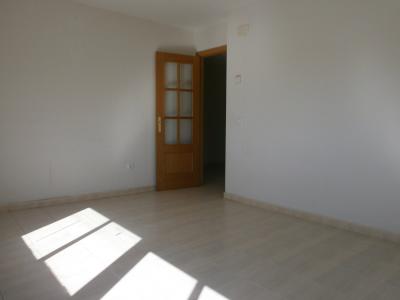 Se vende piso 2 dormitorios en Torrecaballeros, 86 mt2, 2 habitaciones