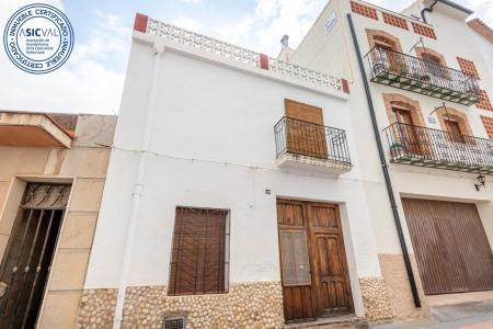 ¡¡¡Casa en el centro de Villafamés, a los pies de la Roca Grossa!!!, 121 mt2, 4 habitaciones