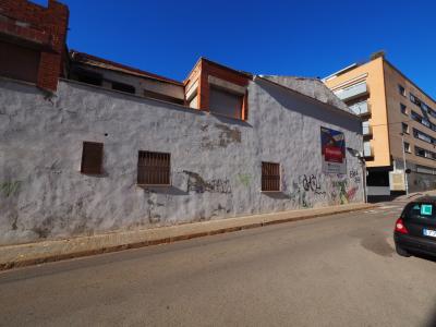 CASA PARA REFORMAR DE 229M2 EN TERRASSA, ZONA CENTRO, 229 mt2, 4 habitaciones