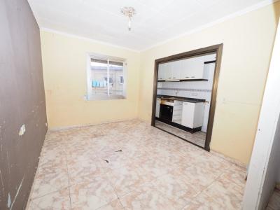 SE VENDE PISO EN HOSPITALET DE LLOBREGAT, ZONA LA FLORIDA, 51 mt2, 2 habitaciones