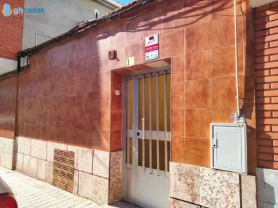Casa en venta en Manzanares. Ciudad Real, 70 mt2, 2 habitaciones