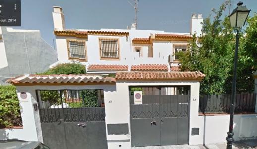 MAGNÍFICA CASA ADOSADA EN URBANIZACIÓN SANTA EUFEMIA EN TOMARES (Sevilla), 160 mt2, 5 habitaciones