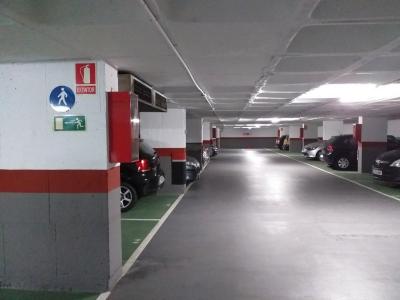 ALQUILO PLAZA DE PARKING ESTACIONES, 14 mt2