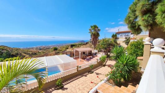 Se vende magnífica villa en Candelaria, 426 mt2, 6 habitaciones