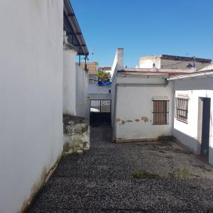 Se vende casa de pueblo con parcela, 191 mt2, 6 habitaciones