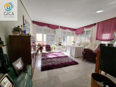 ¡Espectacular piso en pleno centro de Algeciras!, 132 mt2, 3 habitaciones