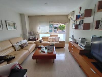 Espectacular piso en venta en Pineda de Mar, 90 mt2, 3 habitaciones
