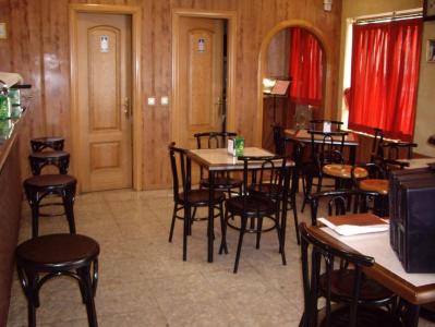 EXCLUSIVAS ROMERO, comercializa Restaurante en funcionamiento excelente situacion, 146 mt2