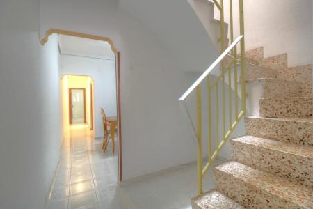 Casa en venta en el centro de Vila-real con 5 habitaciones, para entrar a vivir., 160 mt2, 5 habitaciones